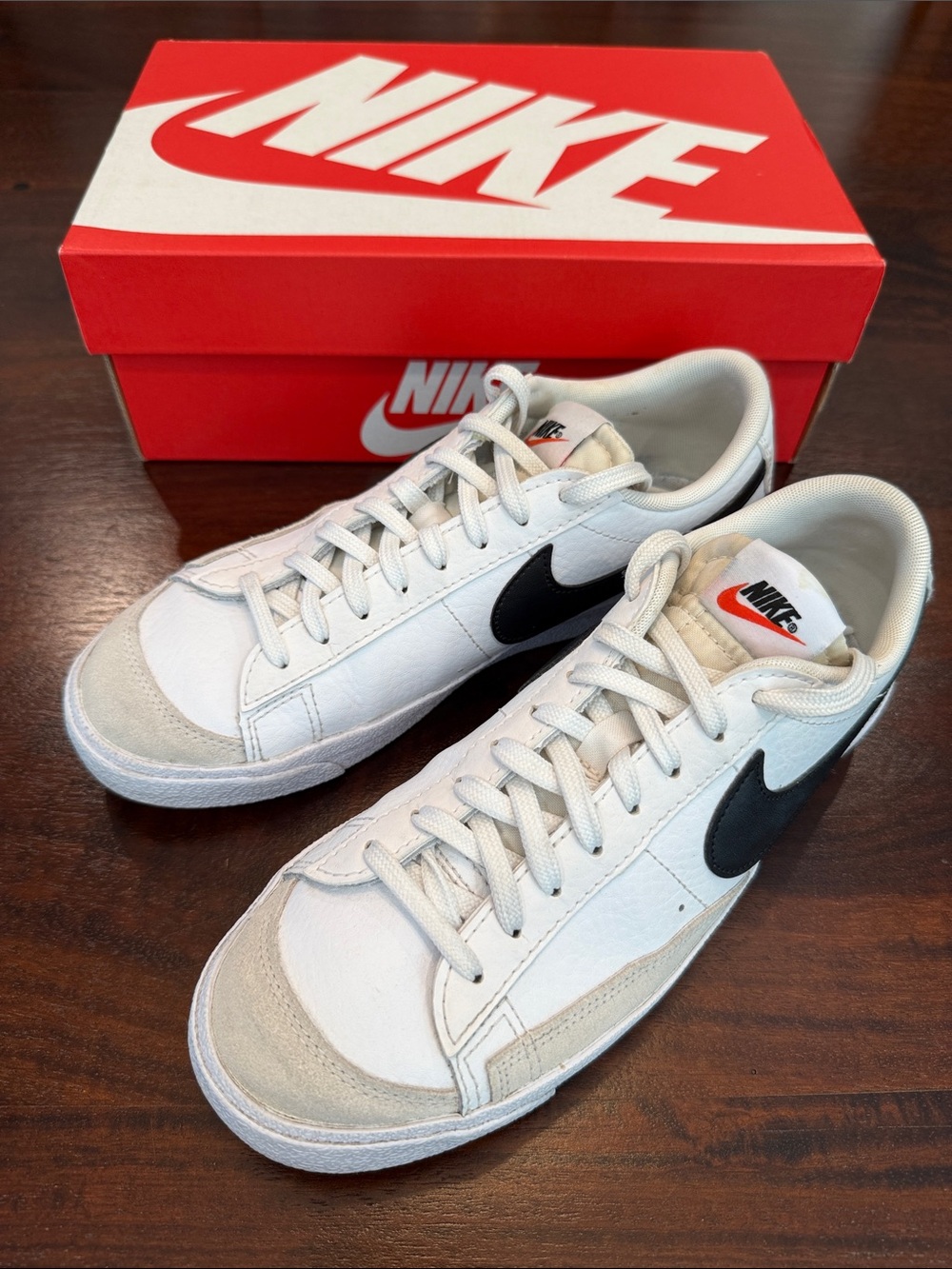 NIKE blazer low sneakers